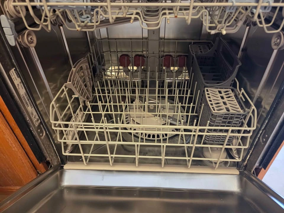Kenmore Elite Dishwasher $100 OBO - photo 4