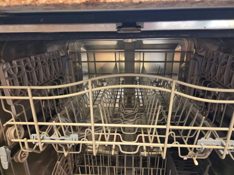 Kenmore Elite Dishwasher $100 OBO - photo 5