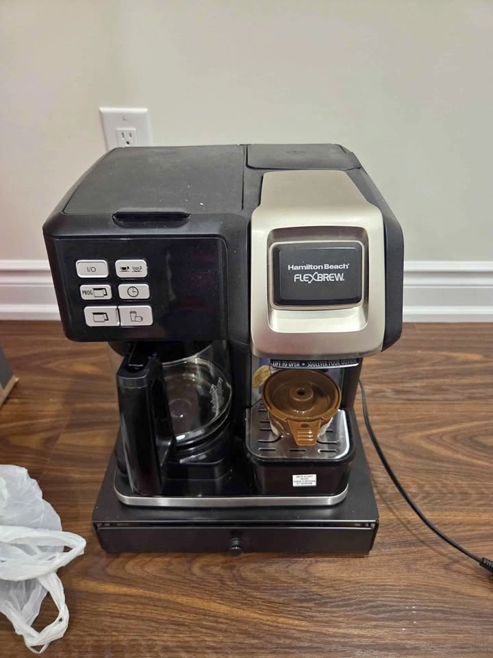 HamiltonBeach FlexBrew, with pods and tray $80 OBO