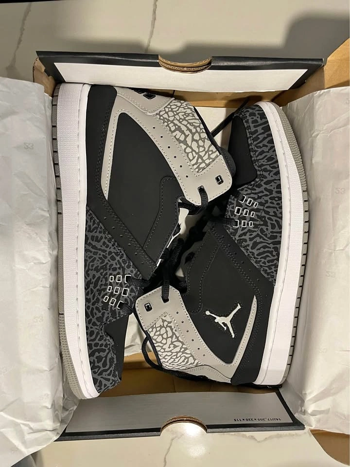 Nike Air Jordan 1 Flight Basketball Shoes