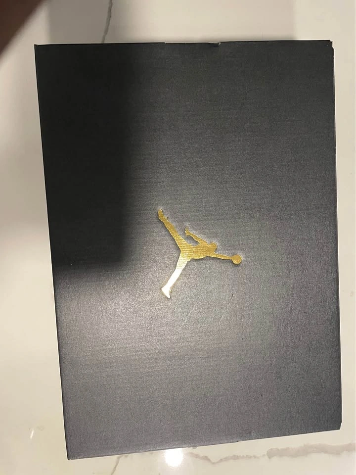 Nike Air Jordan 1 Flight Basketball Shoes - photo 2