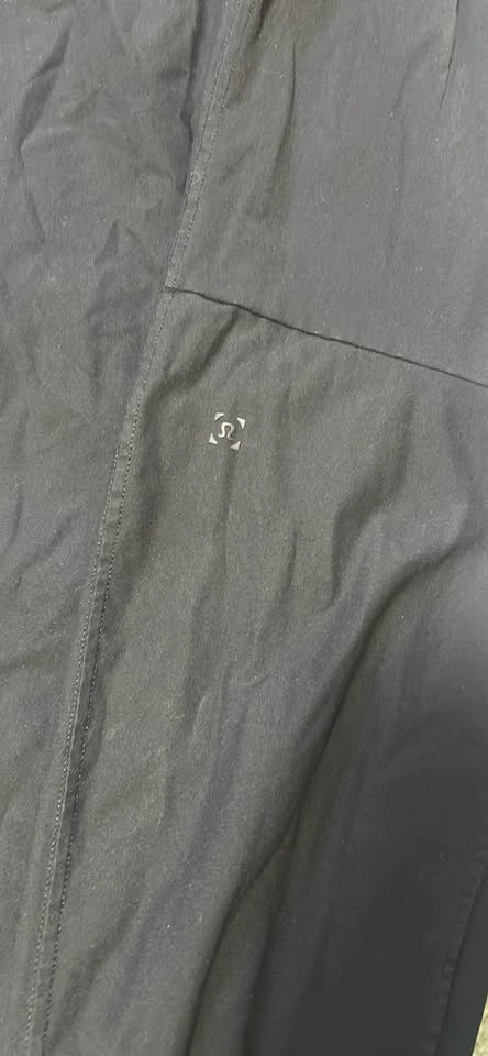 Men’s lulu joggers - photo 2