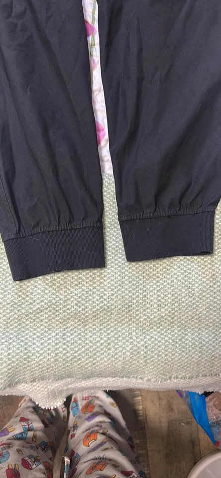 Men’s lulu joggers - photo 3