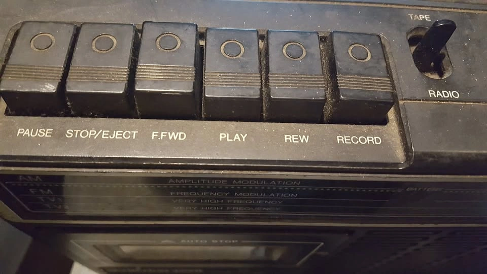 Vintage Lafayette AM/FM Radio Cassette Criterion 405R Japan - photo 3