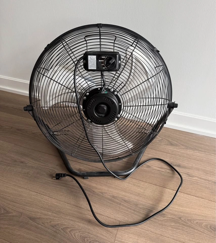 20” 3-Speed High Velocity Heavy Duty Floor Fan - photo 2