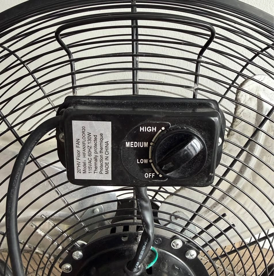 20” 3-Speed High Velocity Heavy Duty Floor Fan - photo 3
