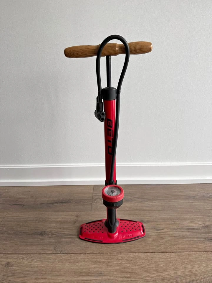 Beto bicycle floor pump