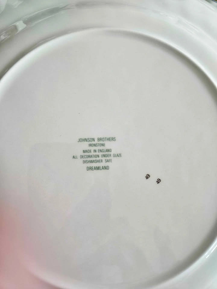 46 piece Vintage Porcelain Dinner set - photo 3