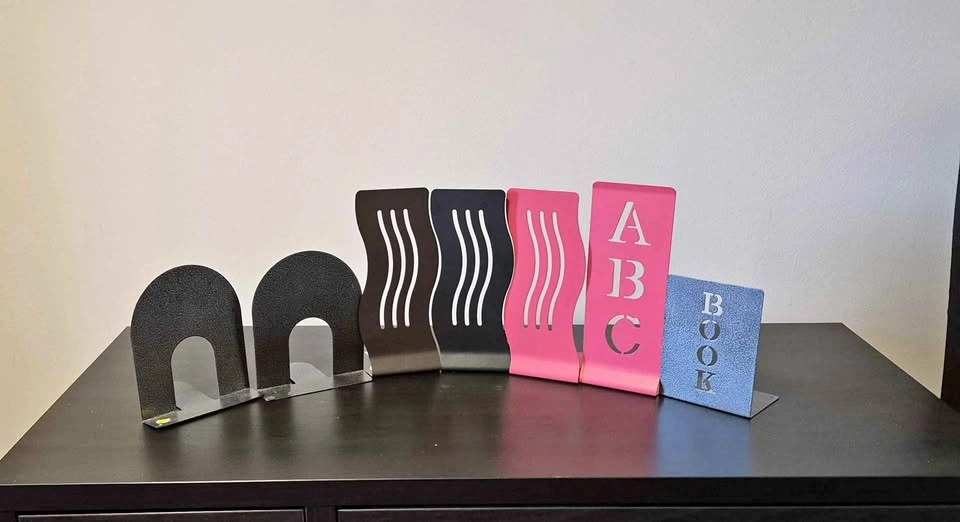 Bookends (Set of 7)    5.00 each