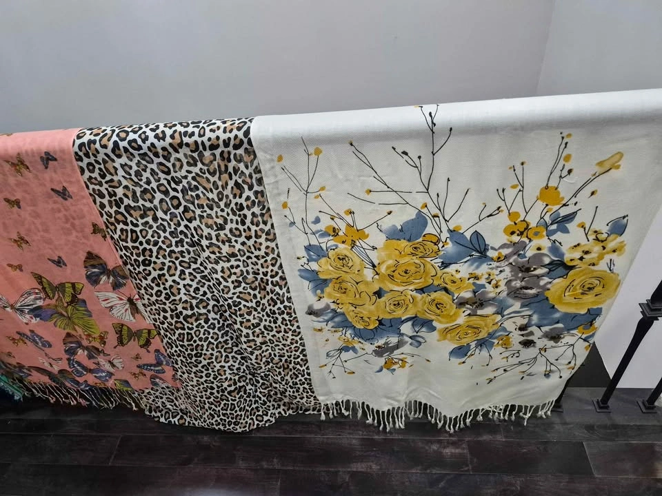 Scarves & Stoles ($10 each) - photo 3