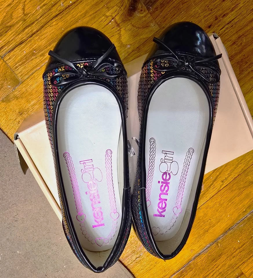 Kensie Girl Sequin Ballet Flats - Girl's Shoes Size 1 - photo 2