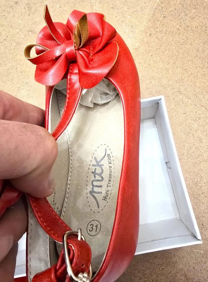 Mini Treasure Kids Red T-Strap Bow Flats- Girls' Shoes Size 31 - photo 5