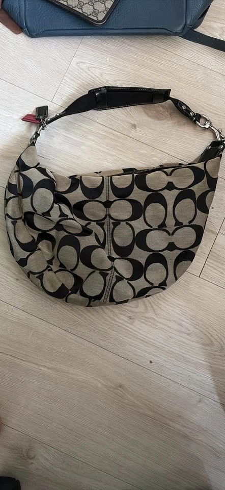 Coach Signature Hobo (khaki/black canvas C monogram) - photo 2