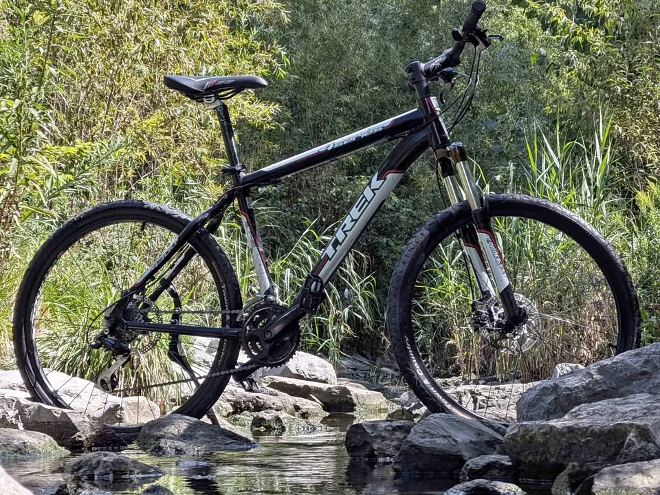 Trek alpha 4 Series 4300
