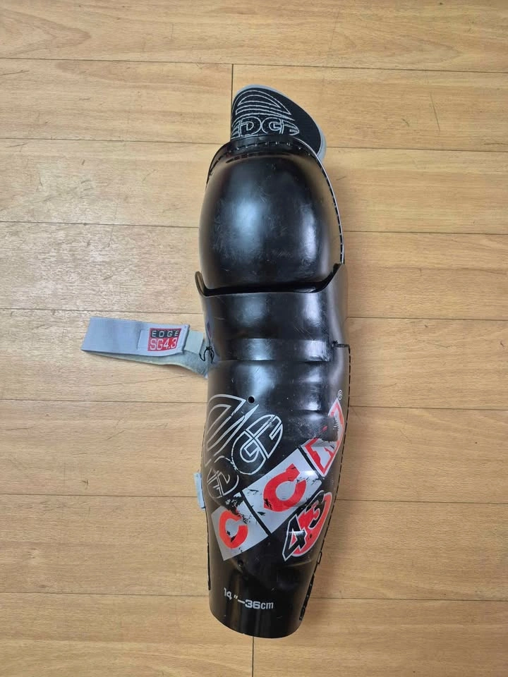 Ccm leg/shin guard both leg 14"-36cm - photo 5