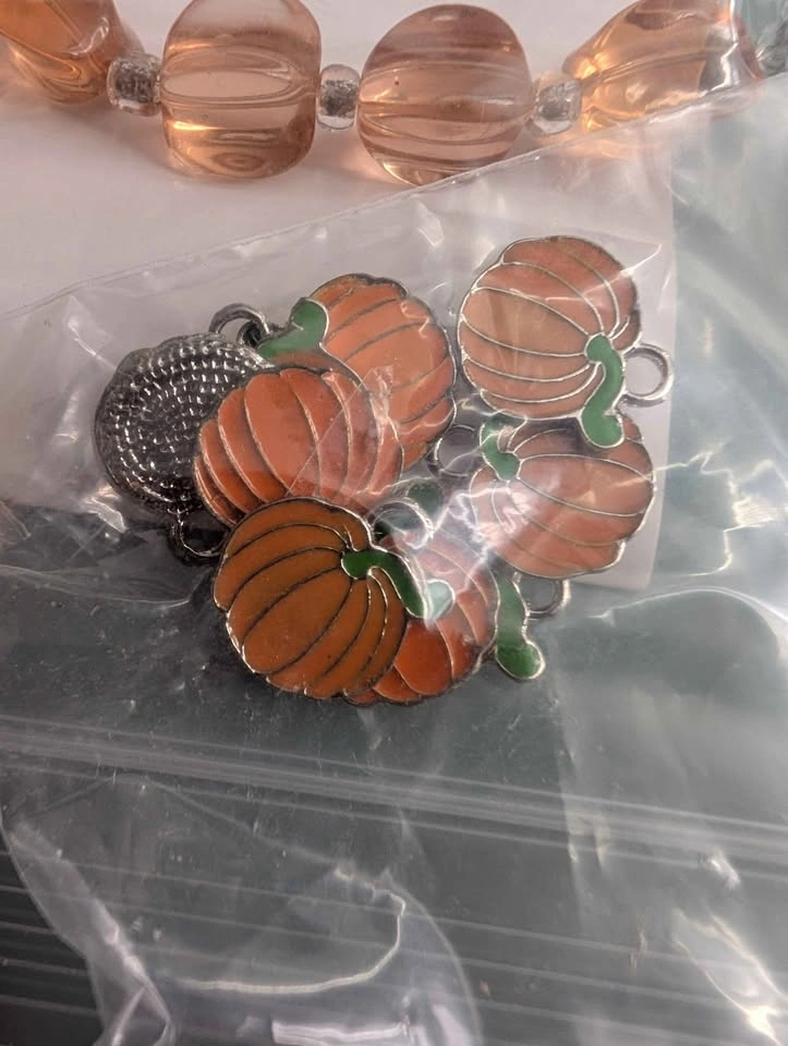 Pumpkins! Glass Beads and Charm Lot - photo 3