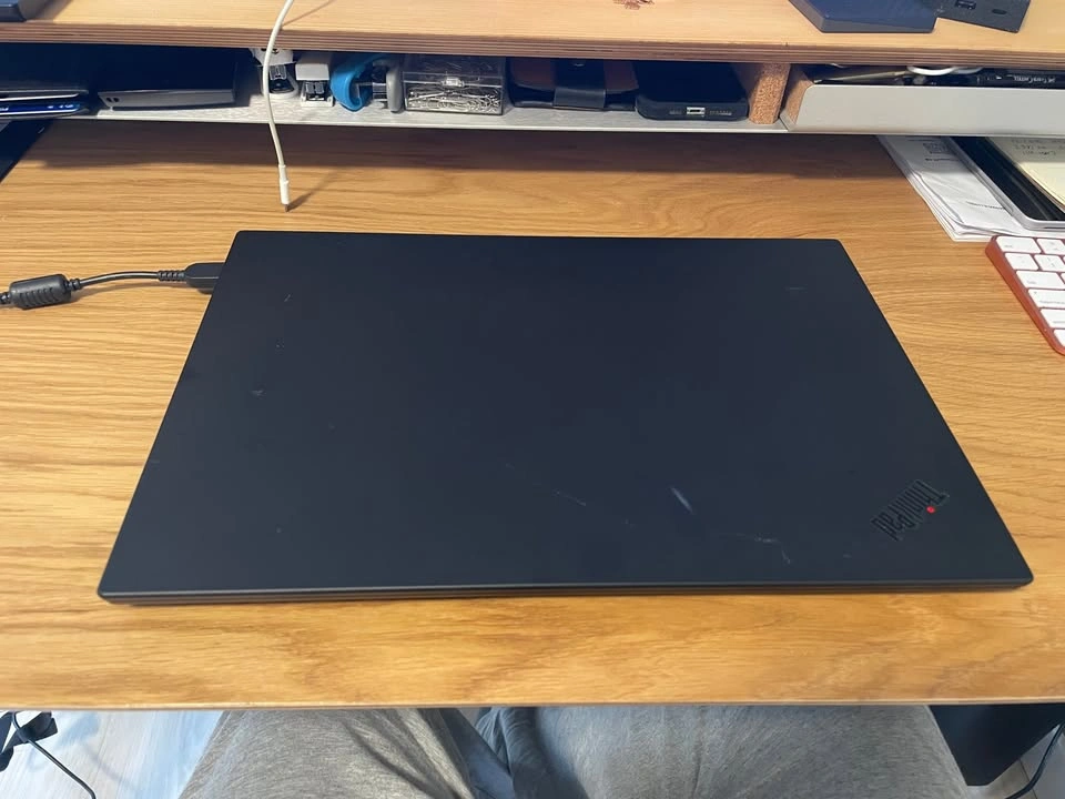 Lenovo Thinkpad P1 Gen 3 - photo 4