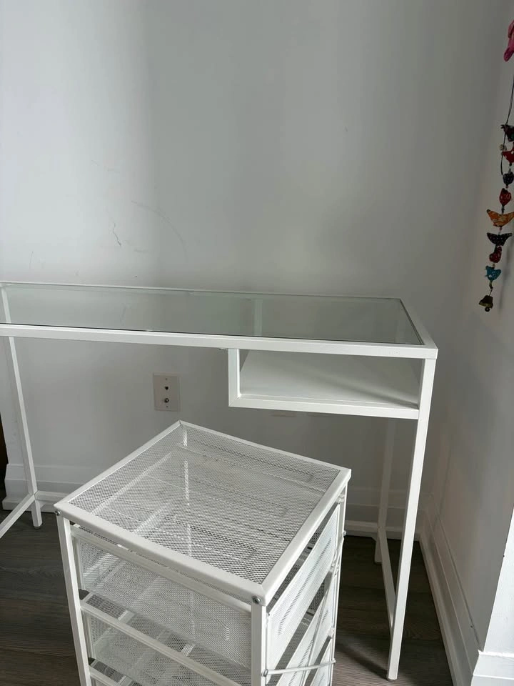 White Glass Desk + 3-Drawer Storage Unit - photo 4
