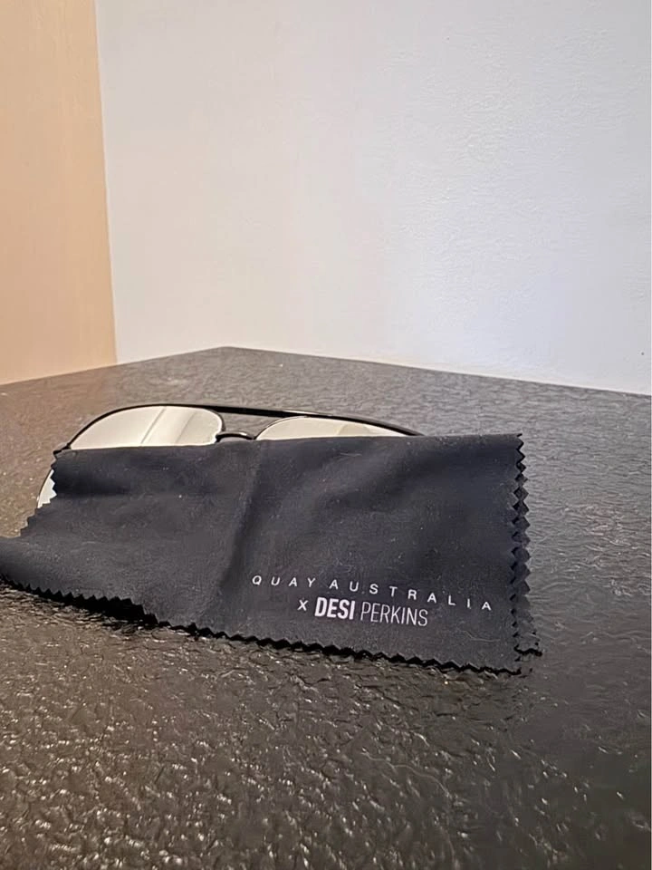 QUAY Australia x Desi Perkins Aviator Sunglasses - photo 3