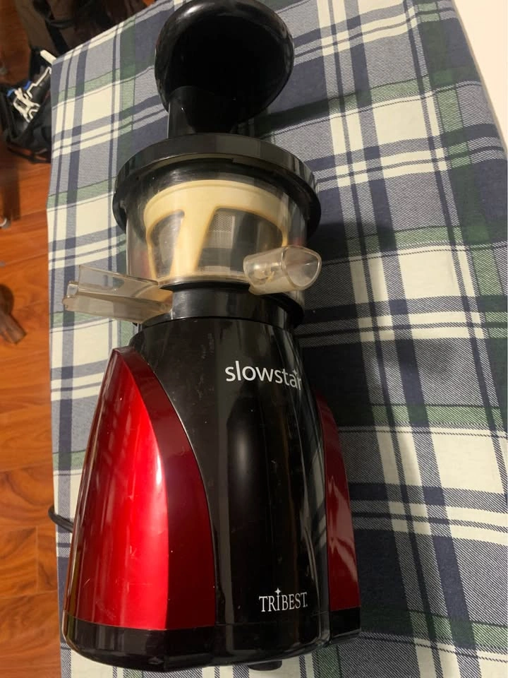 Tribest Slowstar SW-2000 Vertical Masticating Juicer - photo 3