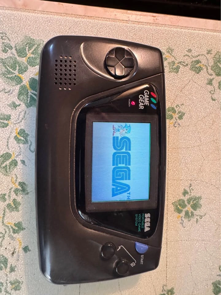 Sega Game Gear - photo 5