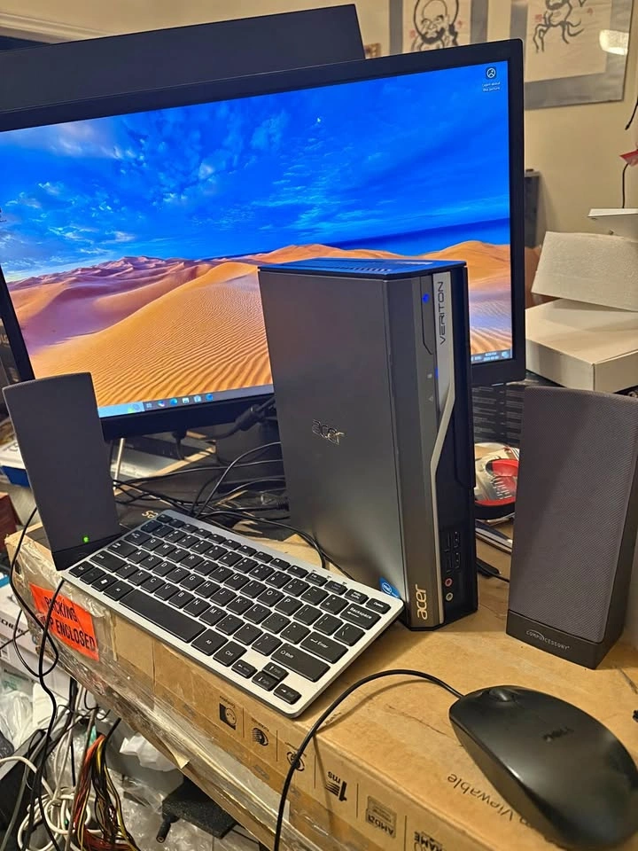 Small Computer and Monitor for School and Work