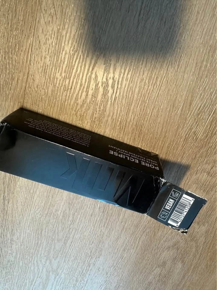 Milk makeup pore eclipse setting spray - photo 2
