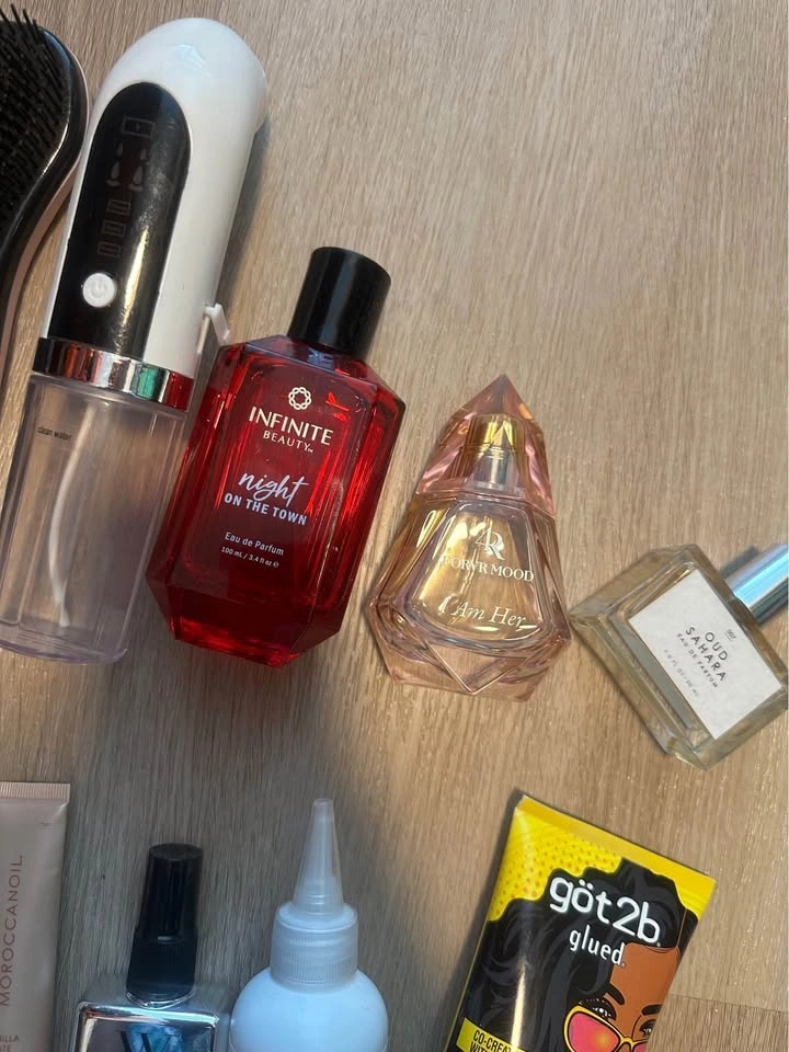 Beauty + Hair Clear-out -> $5-10 for ALL ITEMS - photo 3