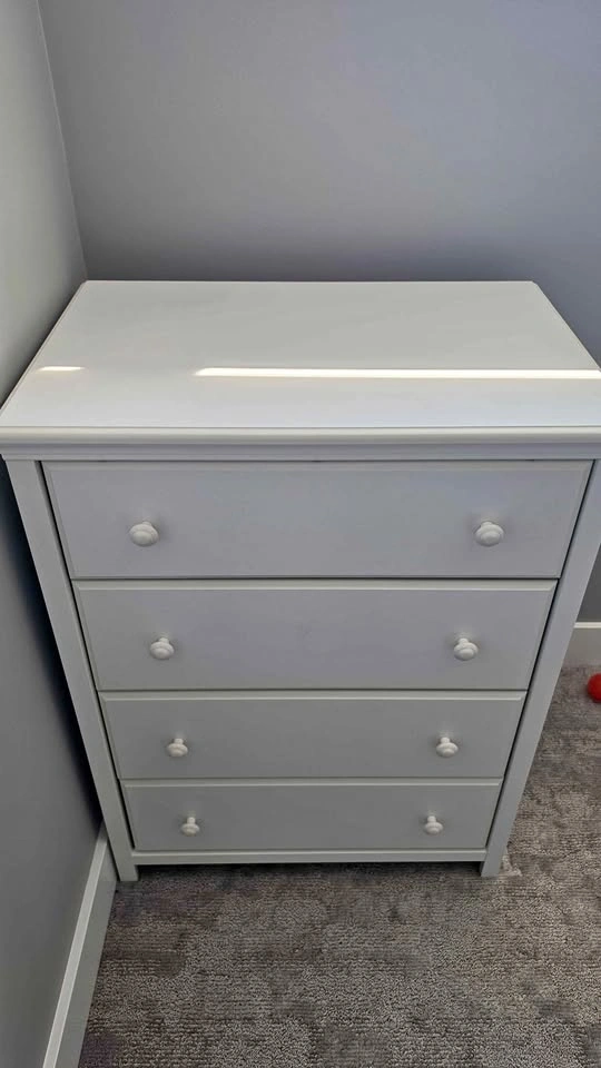 South Shore 4 Shelf Dresser