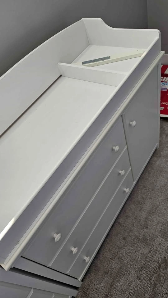 South Shore Change Table Dresser