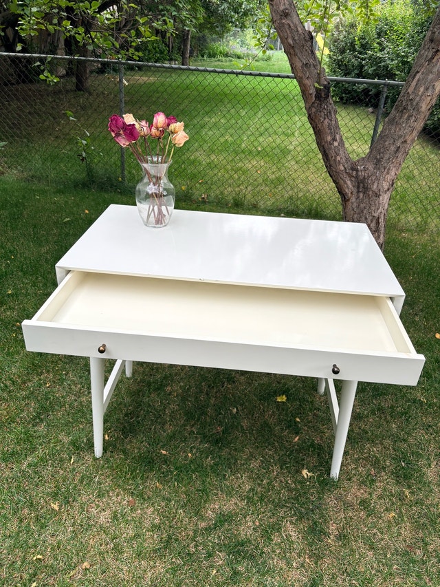 West elm premium desk - photo 2