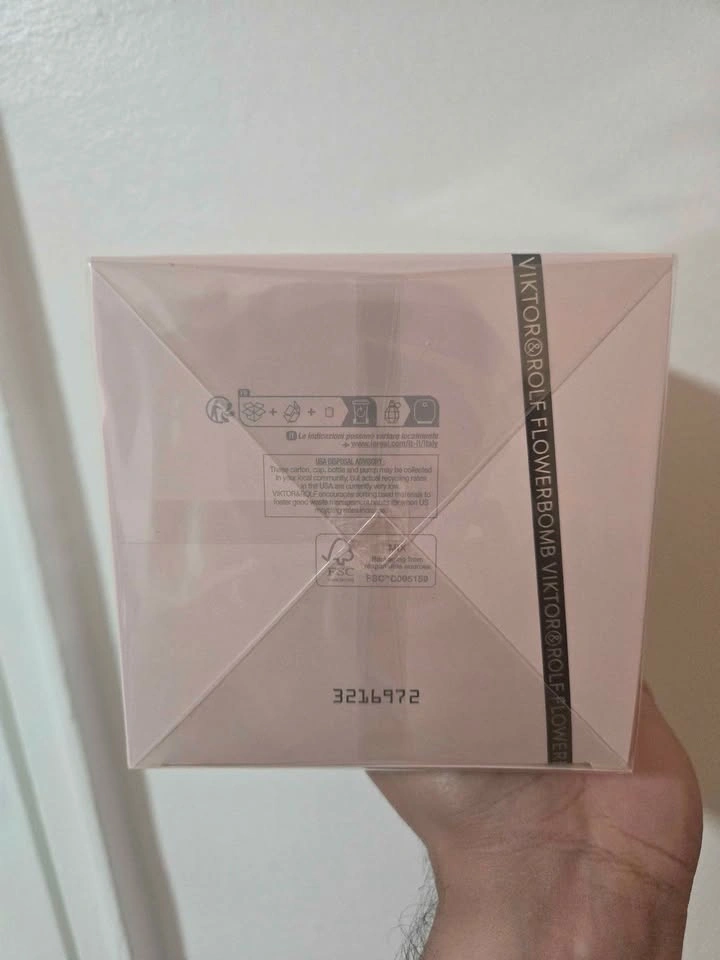 Viktor&Rolf Flowerbomb Eau de Parfum 100ml - photo 2