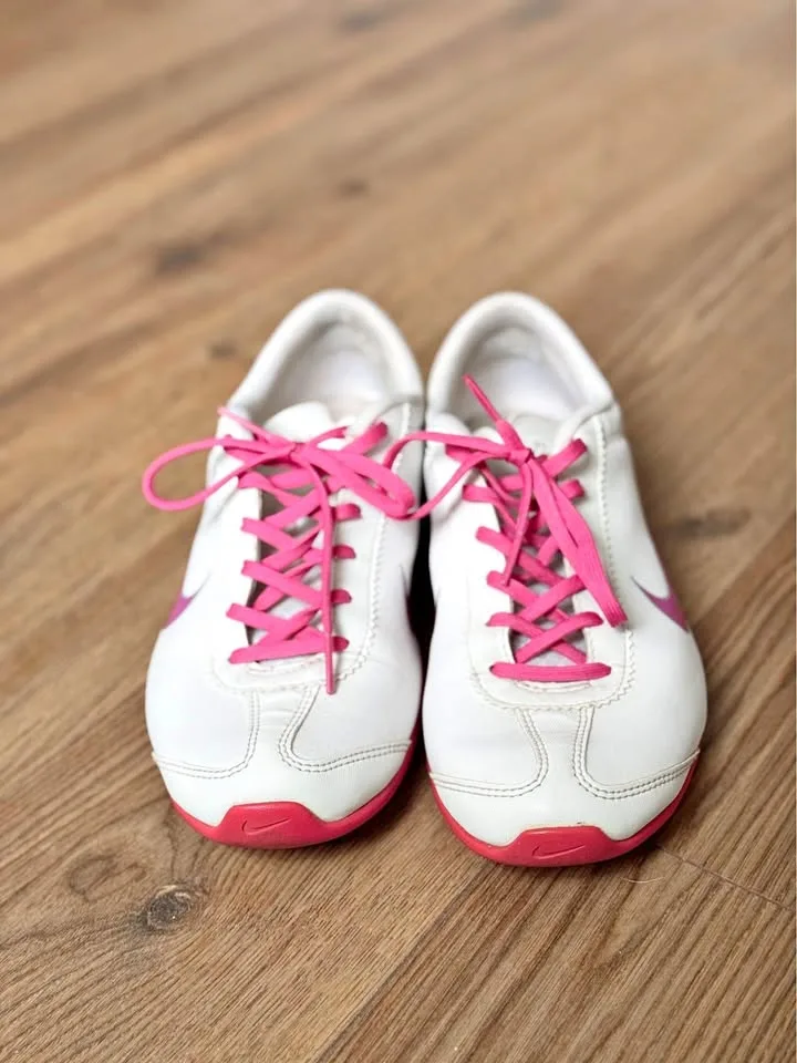 ‼️MOVING SALE‼️ Nike Women’s CrossFit Shoes – US 7 / EU 38 thumbnail