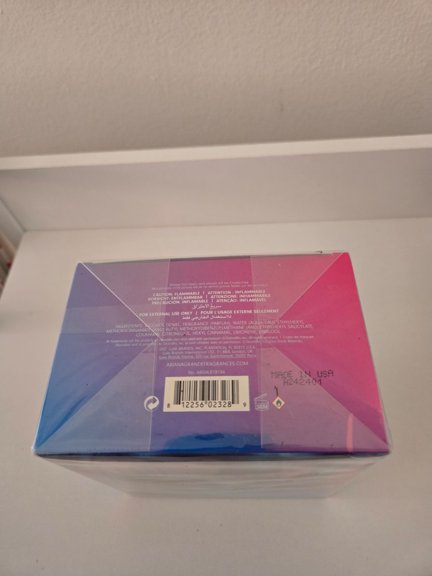 Ariana Grande Cloud Eau de Parfum 3.4 oz (100 ml) – New Sealed - photo 2