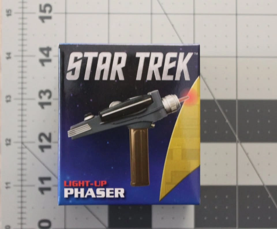 Star Trek Light Up Miniature Phaser with Book - photo 2