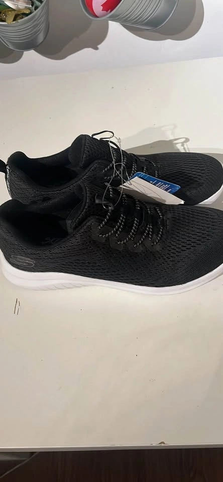 Sketchers Women’s size 8 - photo 3