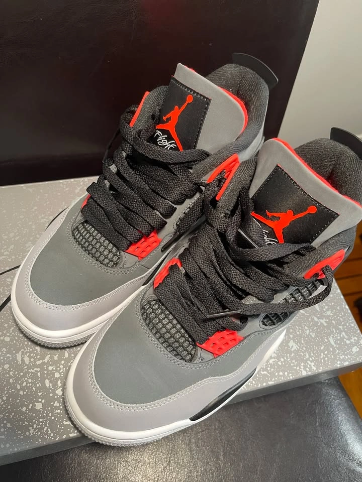 Jordan 4 Military Black and Infrareds - photo 5