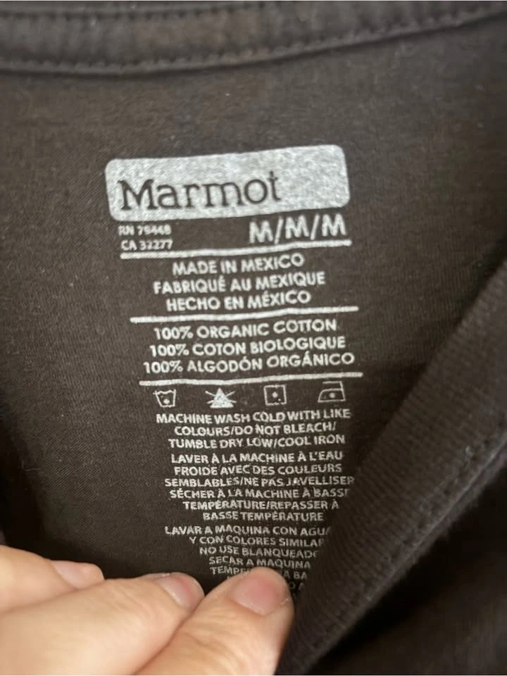Marmot mens Black Graphic Tee with Sunset Mountain Print med - photo 3