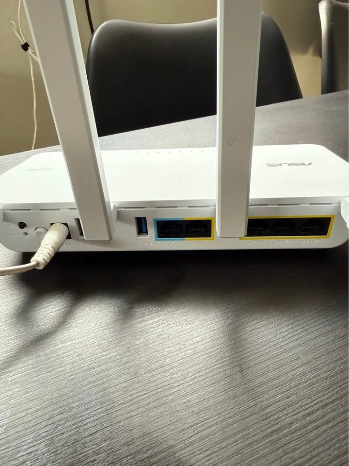 ASUS ExpertWiFi Router - photo 2
