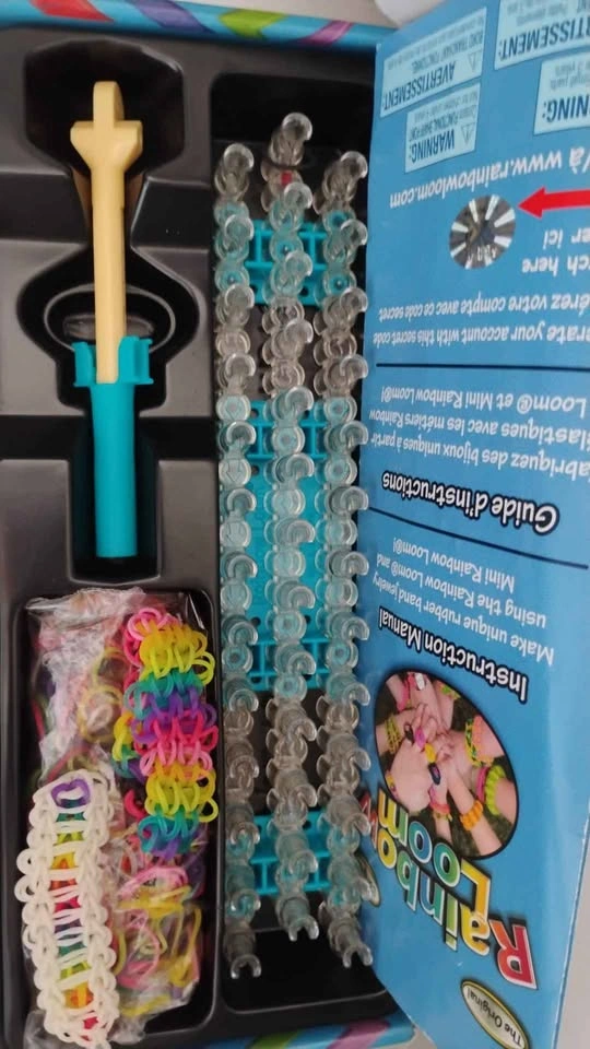 Original Rainbow Loom Craft Kit with Metal Hook & Bands - photo 2
