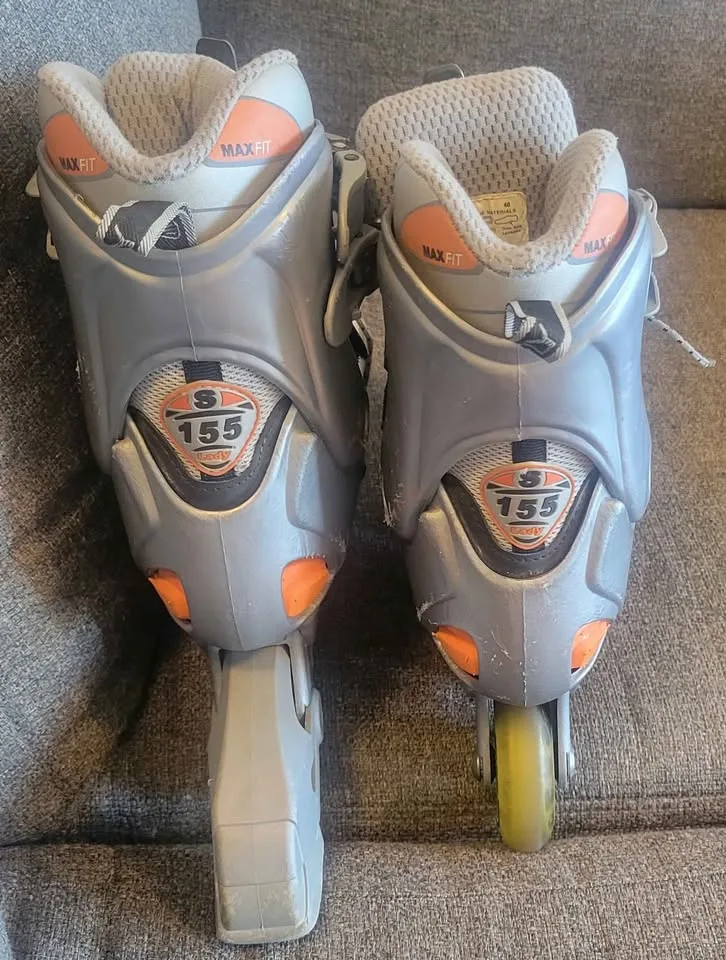 Firefly Skates EUR 40 (Women's 8.5/9) - Great Condition! image indicator(2)