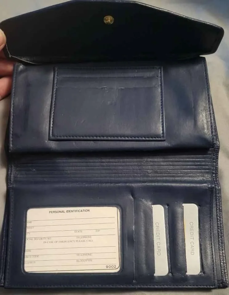 Lucent Genuine Cowhide Leather Wallet Vintage Retro Purse image indicator(5)