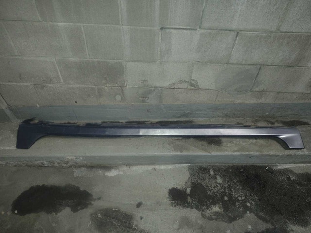 Mazda 3 driver side skirt