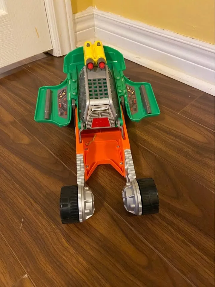 Teenage mutant ninja turtle transforming car - photo 3