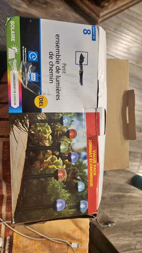 Color changing light thumbnail