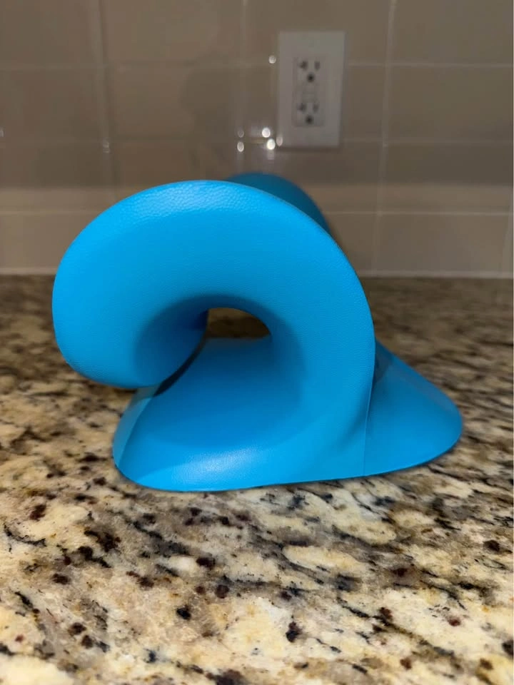 Neck and Shoulder Relaxer Cervical Traction Device - photo 4