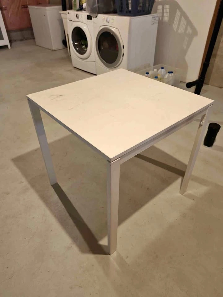 IKEA MELLTORP White Table