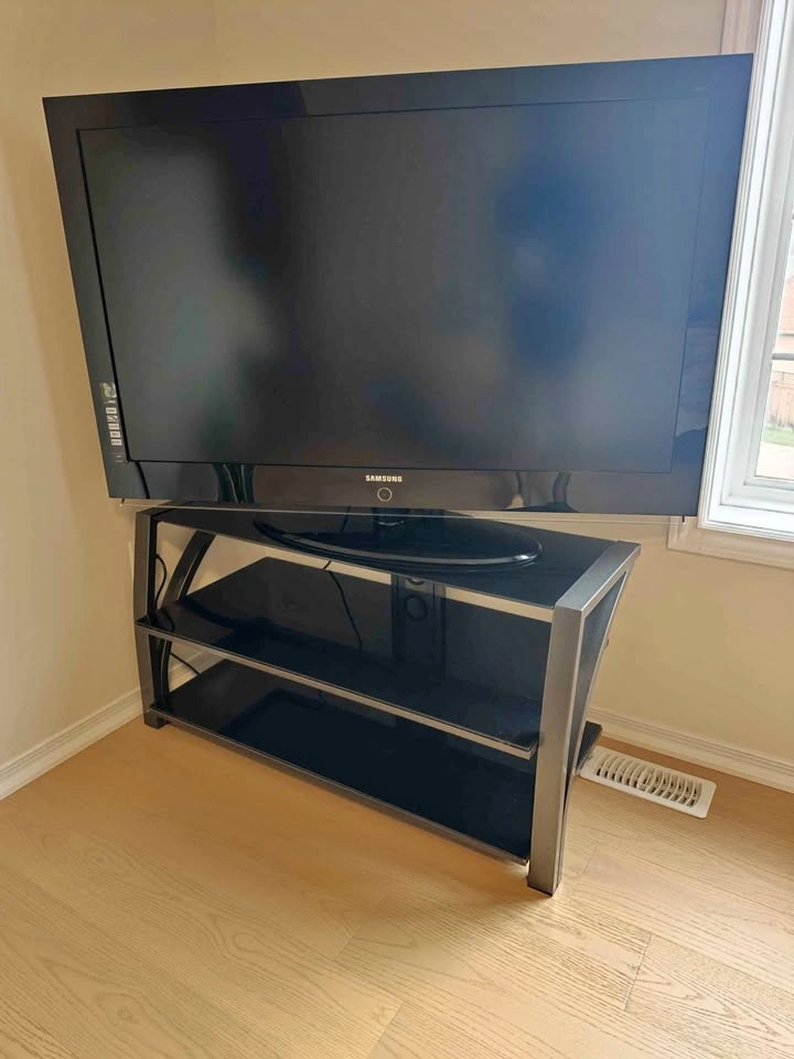 Samsung TV 50in