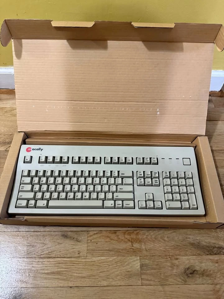 Macally Extended Keyboard for Macintosh