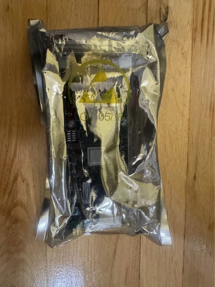 Cisco MA-MOD-2X40G V01 QSFP+ Dual-Port Network Switch Module - photo 3
